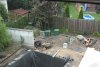 20 Hinter der Wand verschwindet der Pumpenschacht.JPG