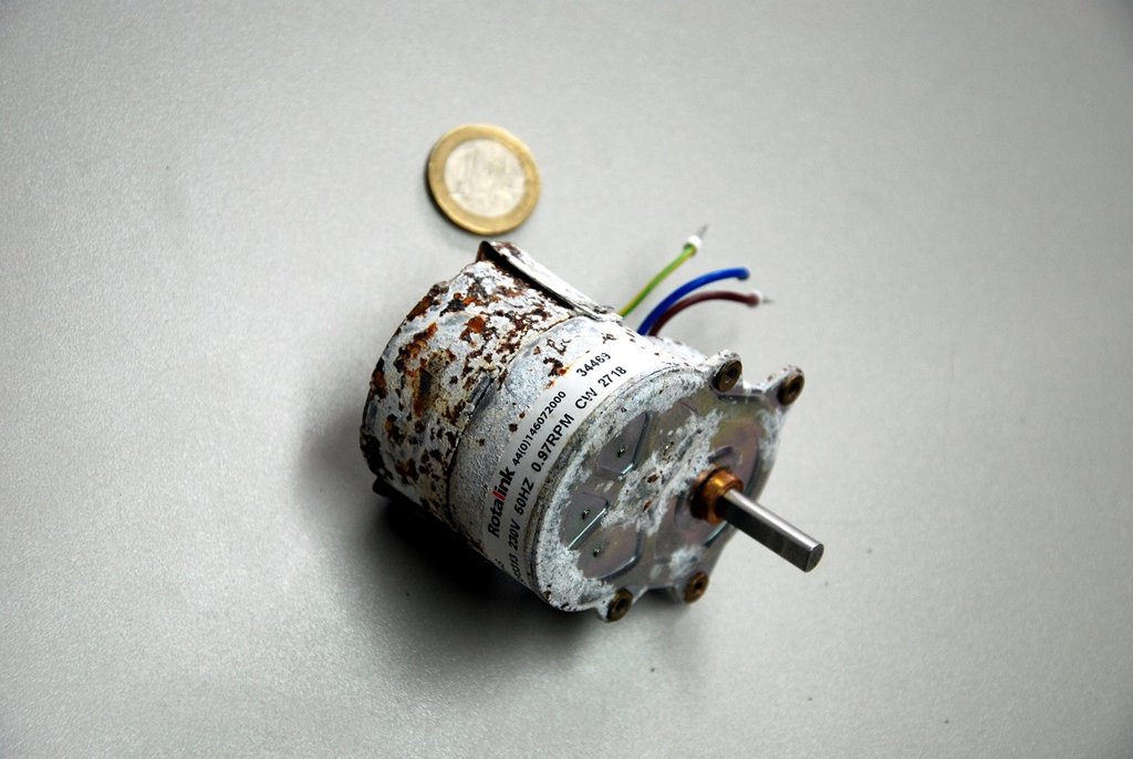 39290395kv.jpg